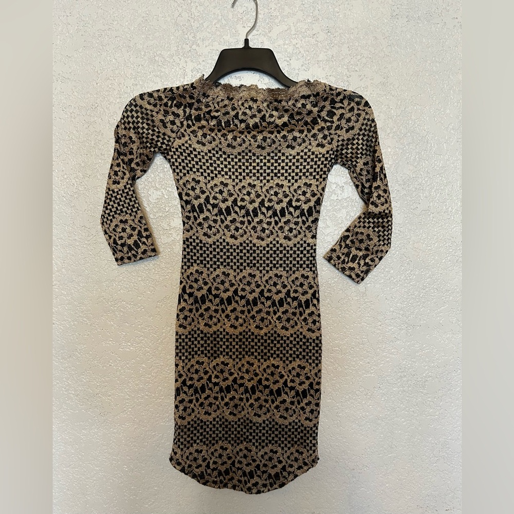 January 7 Black and Gold Bodycon Mini Dress with 3/4 Sleeves Size XS Stretchy